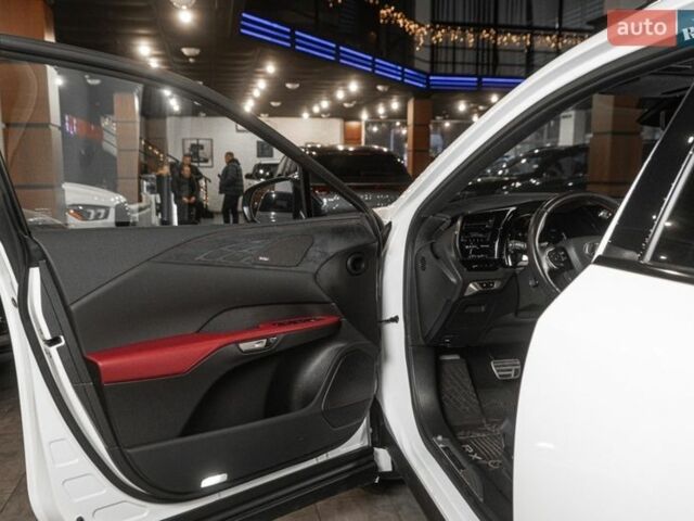 Білий Лексус РХ, об'ємом двигуна 2.4 л та пробігом 29 тис. км за 85900 $, фото 12 на Automoto.ua