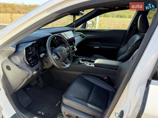 Білий Лексус РХ, об'ємом двигуна 2.4 л та пробігом 52 тис. км за 57000 $, фото 19 на Automoto.ua