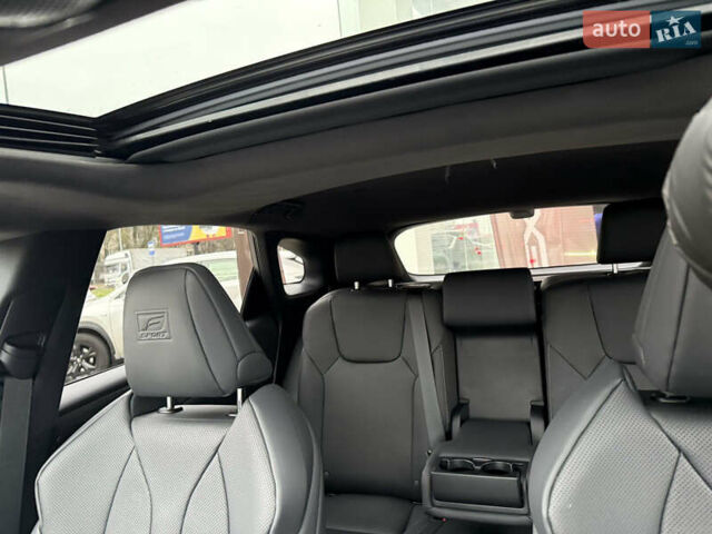 Белый Лексус РХ, объемом двигателя 2.4 л и пробегом 2 тыс. км за 65000 $, фото 15 на Automoto.ua