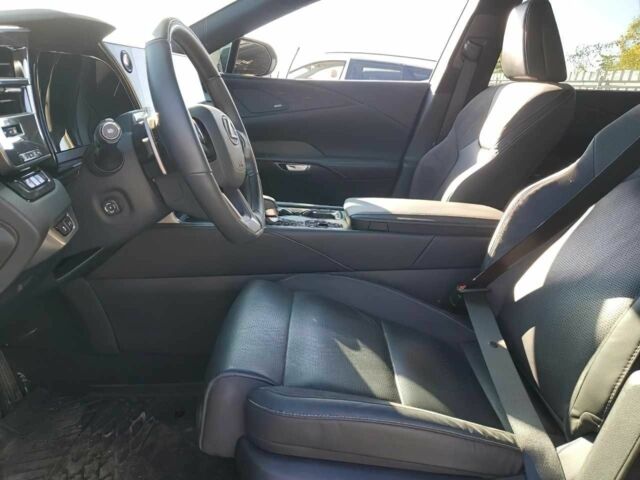 Белый Лексус РХ, объемом двигателя 2.4 л и пробегом 30 тыс. км за 33000 $, фото 6 на Automoto.ua