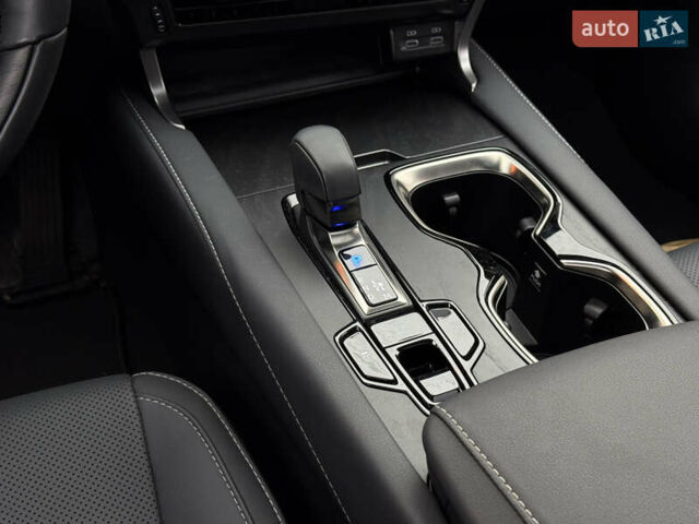 Лексус РХ 2023 у Києві на Automoto.ua Білий Лексус РХ, об'ємом двигуна 2.4 л та пробігом 2 тис. км за 57900 $, фото 22 на Automoto.ua