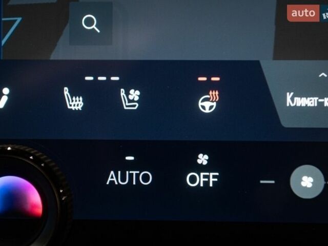 Білий Лексус РХ, об'ємом двигуна 2.4 л та пробігом 29 тис. км за 85900 $, фото 52 на Automoto.ua