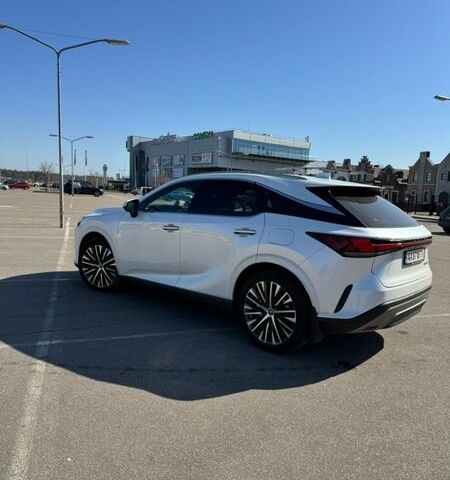 Белый Лексус РХ, объемом двигателя 2.39 л и пробегом 50 тыс. км за 70000 $, фото 3 на Automoto.ua