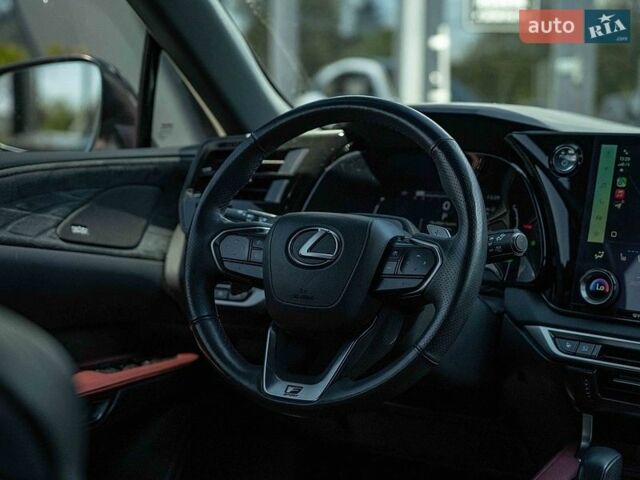 Белый Лексус РХ, объемом двигателя 2.39 л и пробегом 51 тыс. км за 75900 $, фото 28 на Automoto.ua