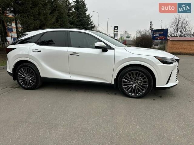 Білий Лексус РХ, об'ємом двигуна 2.5 л та пробігом 29 тис. км за 74500 $, фото 2 на Automoto.ua