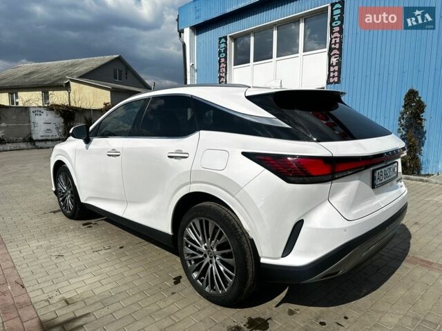 Белый Лексус РХ, объемом двигателя 2.5 л и пробегом 30 тыс. км за 62500 $, фото 6 на Automoto.ua