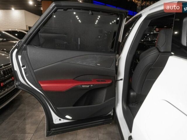 Білий Лексус РХ, об'ємом двигуна 2.4 л та пробігом 29 тис. км за 85900 $, фото 55 на Automoto.ua