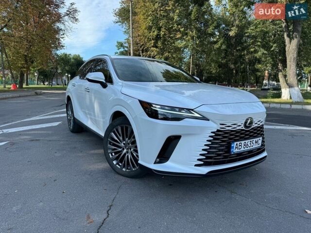 Білий Лексус РХ, об'ємом двигуна 2.49 л та пробігом 31 тис. км за 58500 $, фото 4 на Automoto.ua