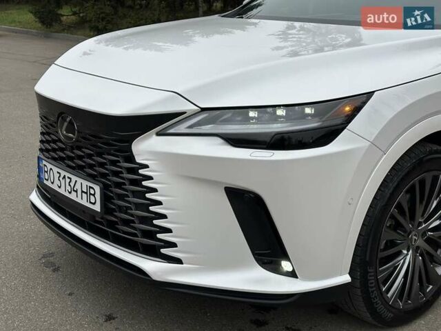 Білий Лексус РХ, об'ємом двигуна 2.5 л та пробігом 29 тис. км за 74500 $, фото 10 на Automoto.ua