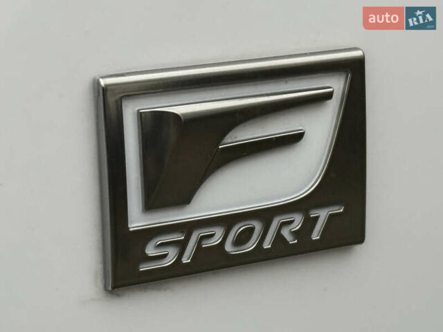 Белый Лексус РХ, объемом двигателя 2.4 л и пробегом 2 тыс. км за 65000 $, фото 11 на Automoto.ua