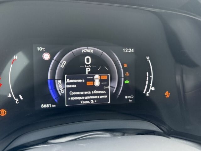 Белый Лексус РХ, объемом двигателя 2.4 л и пробегом 8 тыс. км за 45000 $, фото 16 на Automoto.ua