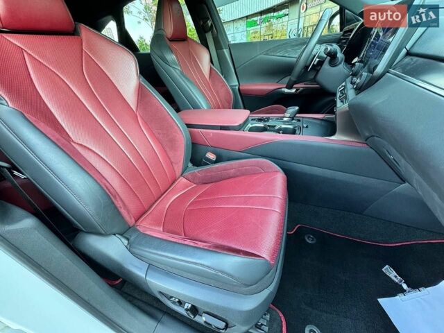 Белый Лексус РХ, объемом двигателя 2.39 л и пробегом 51 тыс. км за 68990 $, фото 11 на Automoto.ua