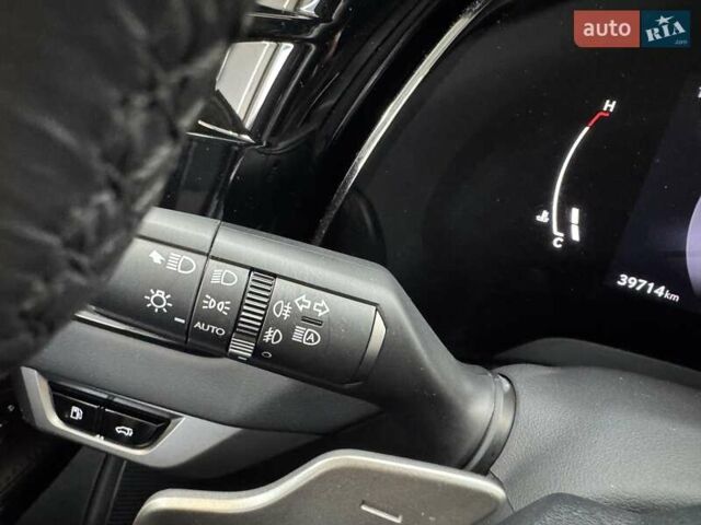 Белый Лексус РХ, объемом двигателя 2.5 л и пробегом 39 тыс. км за 79000 $, фото 93 на Automoto.ua