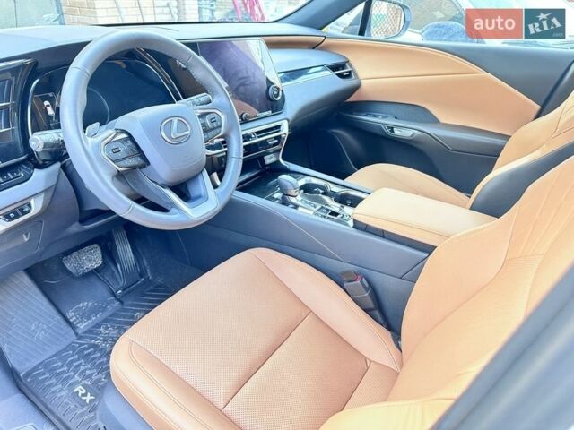 Белый Лексус РХ, объемом двигателя 2.5 л и пробегом 30 тыс. км за 62500 $, фото 18 на Automoto.ua