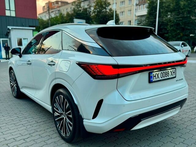 Білий Лексус РХ, об'ємом двигуна 2.49 л та пробігом 42 тис. км за 81000 $, фото 4 на Automoto.ua