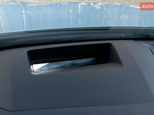 Білий Лексус РХ, об'ємом двигуна 2.39 л та пробігом 11 тис. км за 50500 $, фото 17 на Automoto.ua