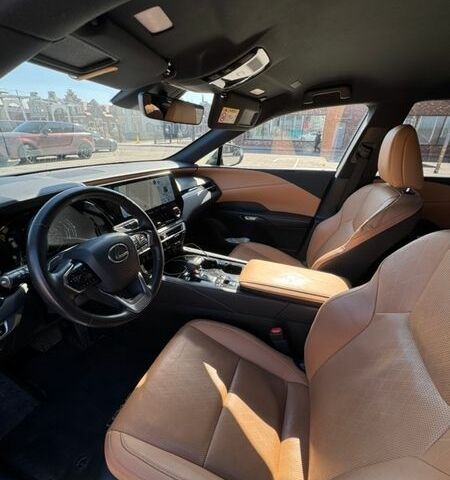 Белый Лексус РХ, объемом двигателя 2.39 л и пробегом 50 тыс. км за 70000 $, фото 10 на Automoto.ua