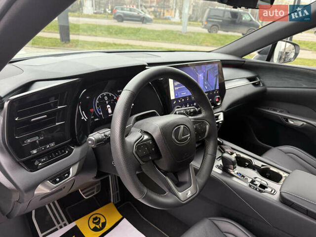 Белый Лексус РХ, объемом двигателя 2.4 л и пробегом 2 тыс. км за 65000 $, фото 30 на Automoto.ua