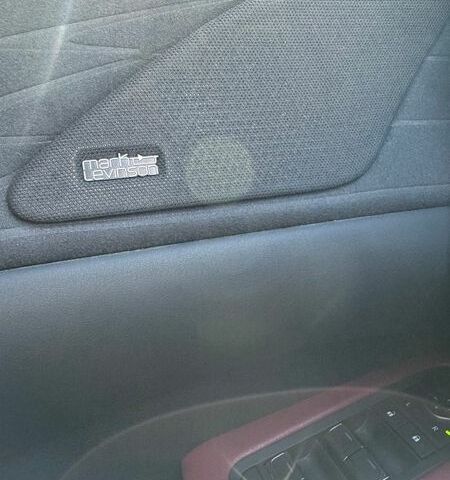 Білий Лексус РХ, об'ємом двигуна 2.4 л та пробігом 41 тис. км за 64999 $, фото 15 на Automoto.ua