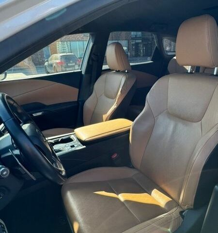 Белый Лексус РХ, объемом двигателя 2.39 л и пробегом 50 тыс. км за 70000 $, фото 7 на Automoto.ua