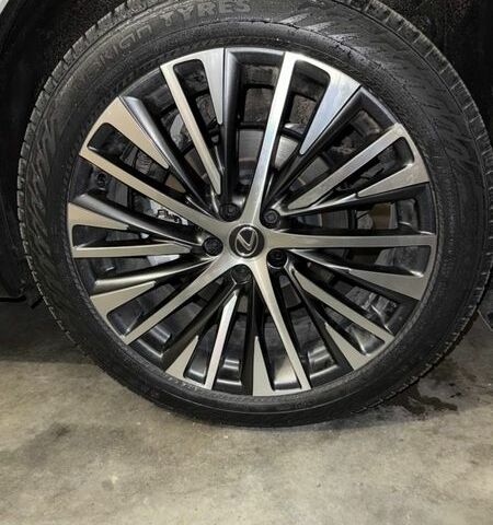 Білий Лексус РХ, об'ємом двигуна 2.49 л та пробігом 6 тис. км за 78400 $, фото 17 на Automoto.ua