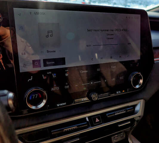 Білий Лексус РХ, об'ємом двигуна 2.4 л та пробігом 71 тис. км за 56500 $, фото 20 на Automoto.ua