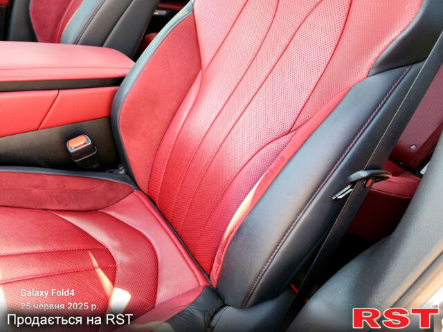 Білий Лексус РХ, об'ємом двигуна 2.4 л та пробігом 45 тис. км за 69999 $, фото 5 на Automoto.ua