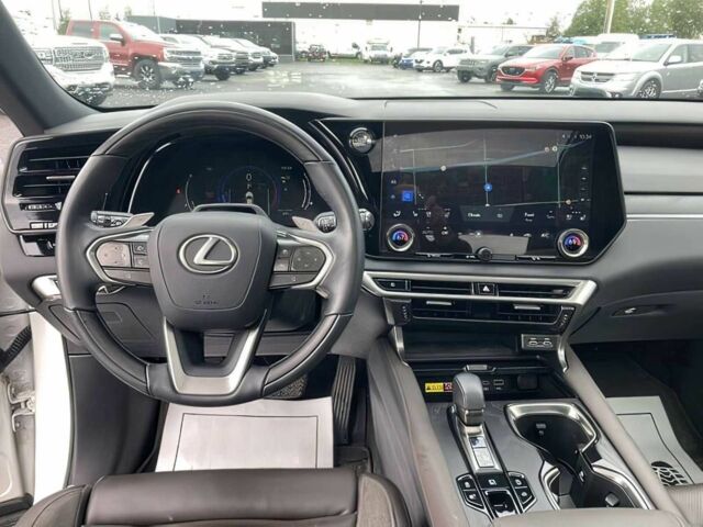 Белый Лексус РХ, объемом двигателя 2.4 л и пробегом 21 тыс. км за 23000 $, фото 8 на Automoto.ua