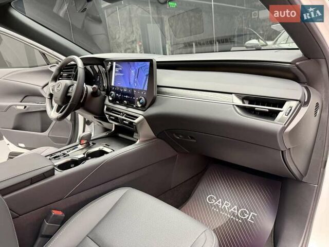 Білий Лексус РХ, об'ємом двигуна 2.4 л та пробігом 3 тис. км за 56900 $, фото 60 на Automoto.ua