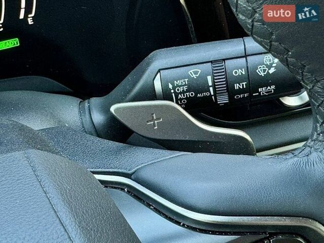 Белый Лексус РХ, объемом двигателя 2.5 л и пробегом 14 тыс. км за 74990 $, фото 21 на Automoto.ua