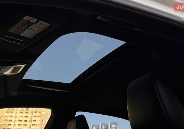 Белый Лексус РХ, объемом двигателя 2.49 л и пробегом 40 тыс. км за 69900 $, фото 27 на Automoto.ua