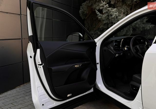 Белый Лексус РХ, объемом двигателя 2.49 л и пробегом 40 тыс. км за 69900 $, фото 10 на Automoto.ua