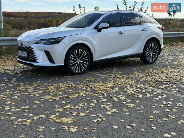 Білий Лексус РХ, об'ємом двигуна 2.4 л та пробігом 52 тис. км за 57000 $, фото 8 на Automoto.ua