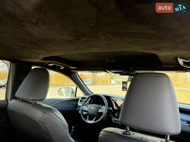 Білий Лексус РХ, об'ємом двигуна 2.4 л та пробігом 52 тис. км за 57000 $, фото 31 на Automoto.ua