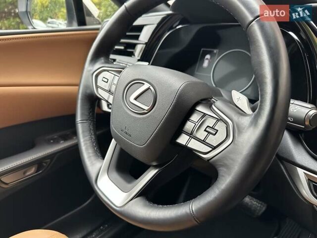 Білий Лексус РХ, об'ємом двигуна 2.49 л та пробігом 29 тис. км за 77500 $, фото 46 на Automoto.ua