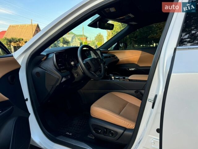 Білий Лексус РХ, об'ємом двигуна 2.49 л та пробігом 31 тис. км за 59900 $, фото 39 на Automoto.ua