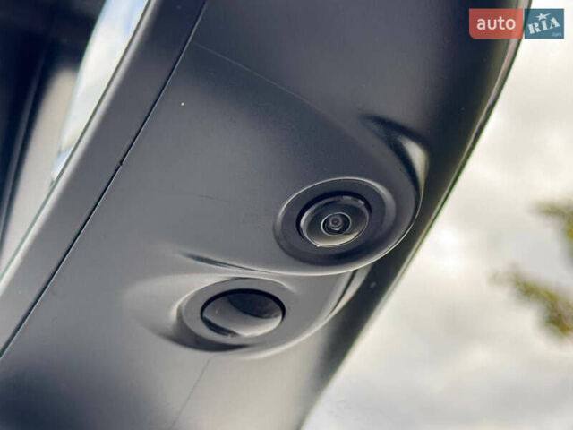 Білий Лексус РХ, об'ємом двигуна 2.4 л та пробігом 6 тис. км за 57500 $, фото 33 на Automoto.ua