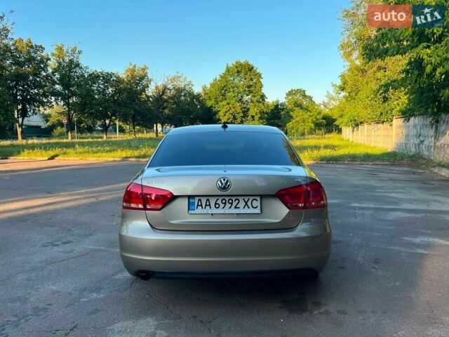 Белый Лексус РХ, объемом двигателя 2.5 л и пробегом 53 тыс. км за 26300 $, фото 12 на Automoto.ua