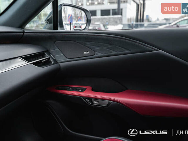 Білий Лексус РХ, об'ємом двигуна 2.4 л та пробігом 43 тис. км за 88000 $, фото 33 на Automoto.ua