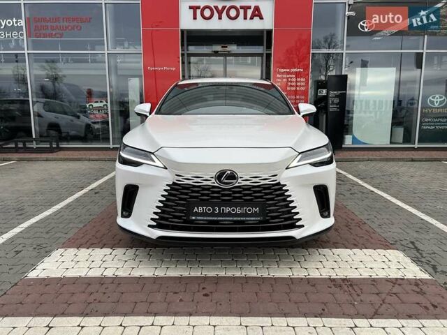 Білий Лексус РХ, об'ємом двигуна 2.5 л та пробігом 8 тис. км за 93241 $, фото 1 на Automoto.ua