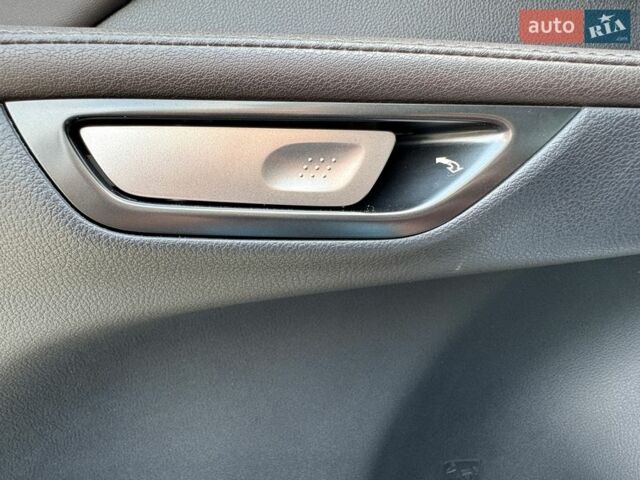 Белый Лексус РХ, объемом двигателя 2.5 л и пробегом 5 тыс. км за 86900 $, фото 21 на Automoto.ua