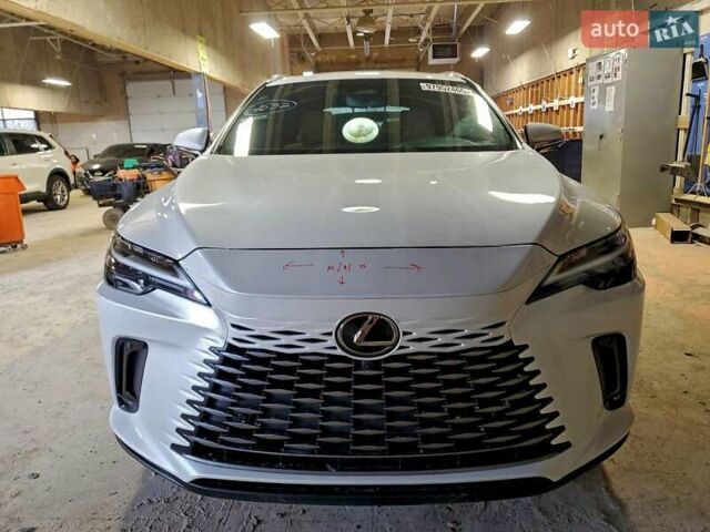 Белый Лексус РХ, объемом двигателя 2.4 л и пробегом 30 тыс. км за 24000 $, фото 5 на Automoto.ua