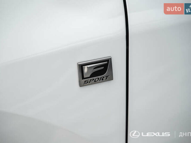 Білий Лексус РХ, об'ємом двигуна 2.4 л та пробігом 43 тис. км за 88000 $, фото 37 на Automoto.ua