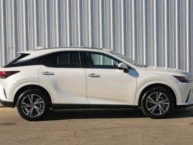 Белый Лексус РХ, объемом двигателя 2.4 л и пробегом 15 тыс. км за 28000 $, фото 7 на Automoto.ua