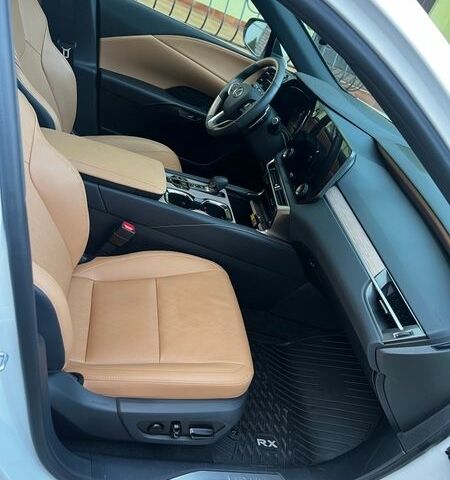 Білий Лексус РХ, об'ємом двигуна 2.5 л та пробігом 11 тис. км за 720 $, фото 17 на Automoto.ua