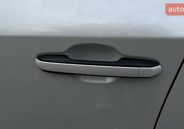 Лексус РХ 2024 в Львове на Automoto.ua Белый Лексус РХ, объемом двигателя 2.5 л и пробегом 1 тыс. км за 66000 $, фото 52 на Automoto.ua