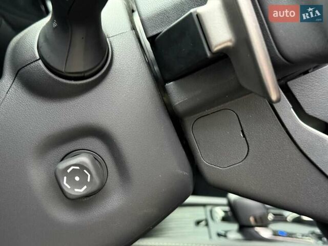 Белый Лексус РХ, объемом двигателя 2.4 л и пробегом 6 тыс. км за 63000 $, фото 27 на Automoto.ua