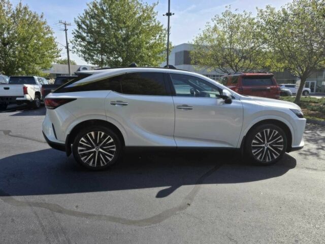 Білий Лексус РХ, об'ємом двигуна 2.5 л та пробігом 11 тис. км за 41000 $, фото 3 на Automoto.ua