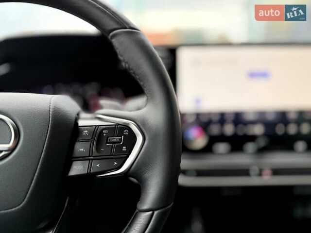 Белый Лексус РХ, объемом двигателя 2.4 л и пробегом 6 тыс. км за 63000 $, фото 24 на Automoto.ua