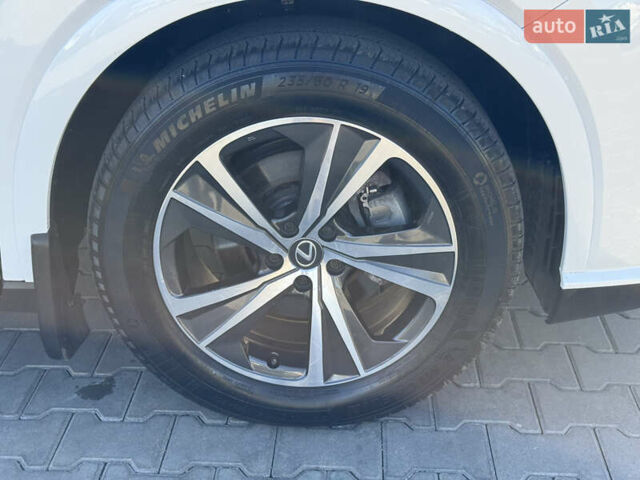 Белый Лексус РХ, объемом двигателя 2.5 л и пробегом 24 тыс. км за 59900 $, фото 7 на Automoto.ua